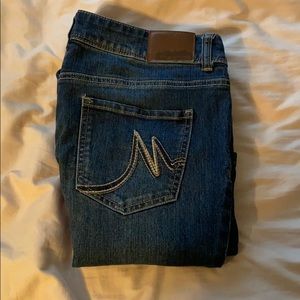 Maurices jeans